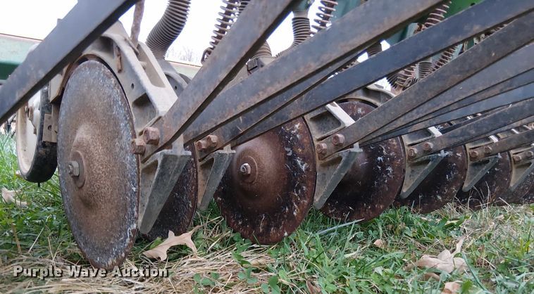 image for item DT4656 John Deere 8000 grain drill