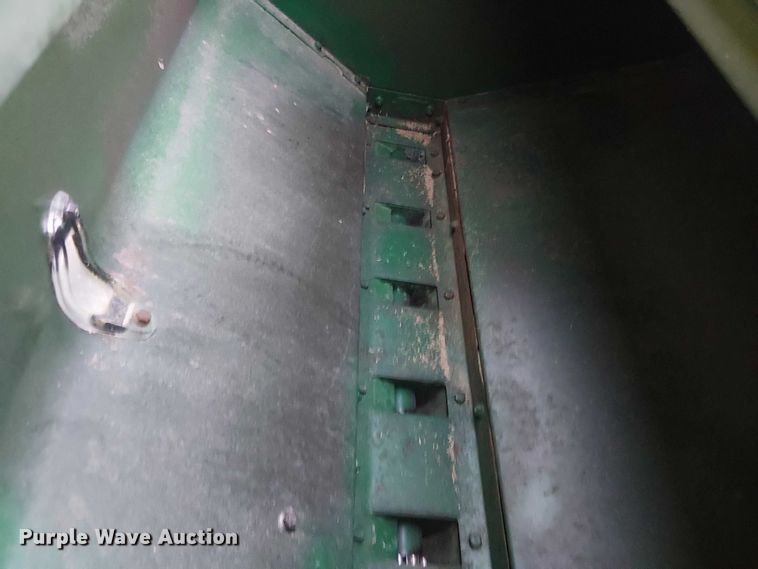 image for item DT4656 John Deere 8000 grain drill