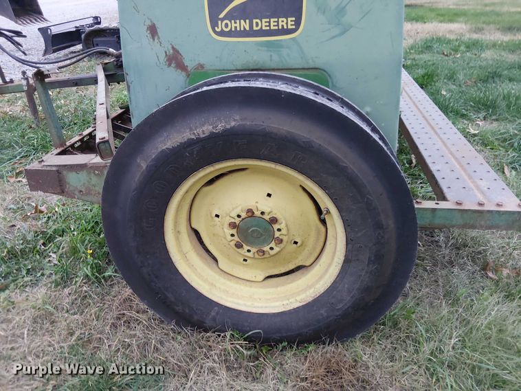 image for item DT4656 John Deere 8000 grain drill