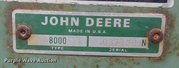 image for item DT4656 John Deere 8000 grain drill