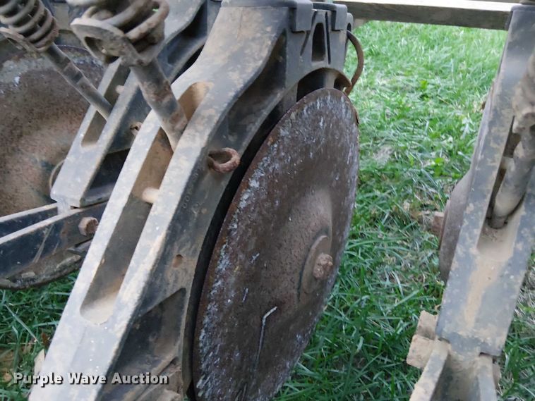 image for item DT4657 John Deere 8300 grain drill