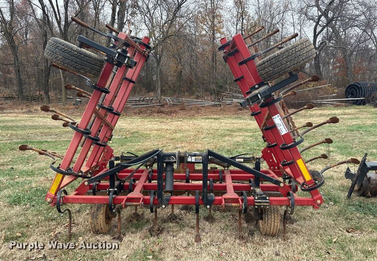 image for item DT4662 Unverferth Perfecta field cultivator field cultivator