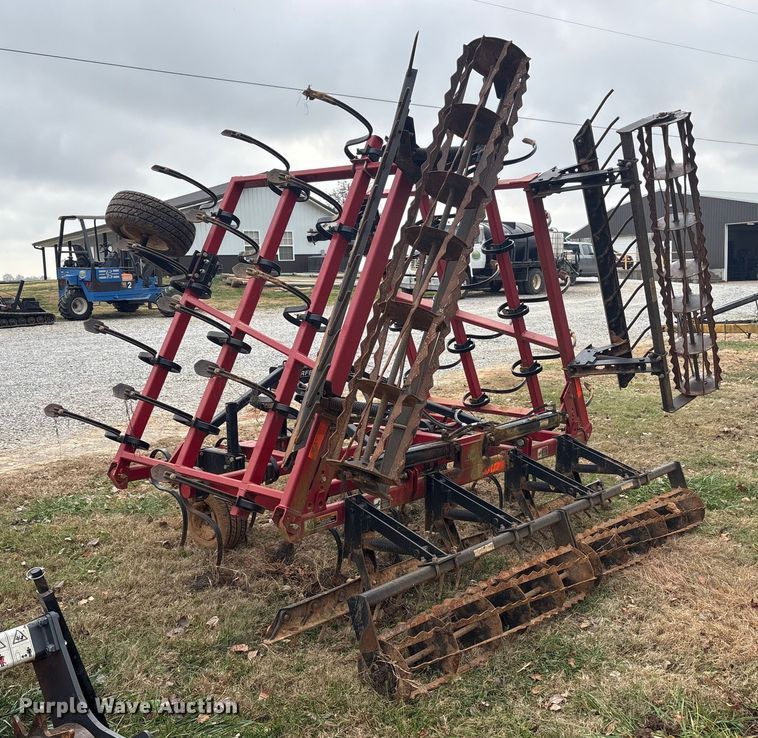 image for item DT4662 Unverferth Perfecta field cultivator field cultivator