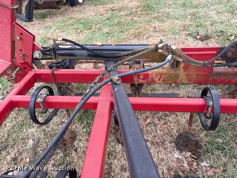 image for item DT4662 Unverferth Perfecta field cultivator field cultivator