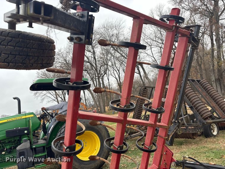 image for item DT4662 Unverferth Perfecta field cultivator field cultivator