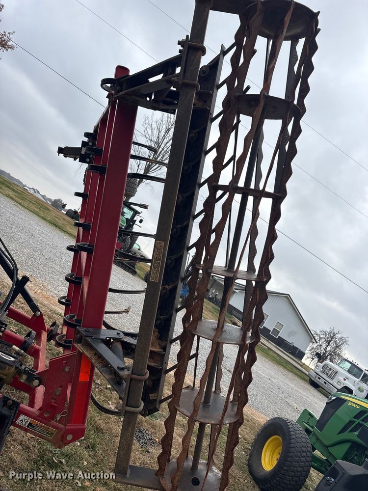 image for item DT4662 Unverferth Perfecta field cultivator field cultivator