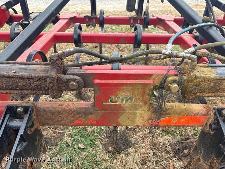 image for item DT4662 Unverferth Perfecta field cultivator field cultivator