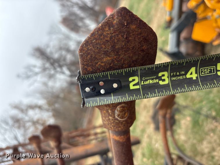 image for item DT4662 Unverferth Perfecta field cultivator field cultivator