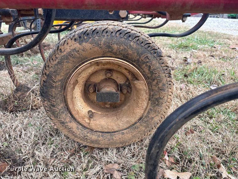 image for item DT4662 Unverferth Perfecta field cultivator field cultivator