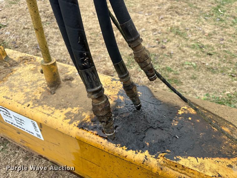 image for item DT4663 2002 John Deere 1312C scraper