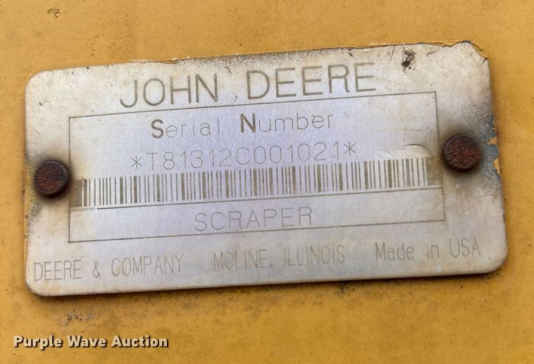 image for item DT4663 2002 John Deere 1312C scraper