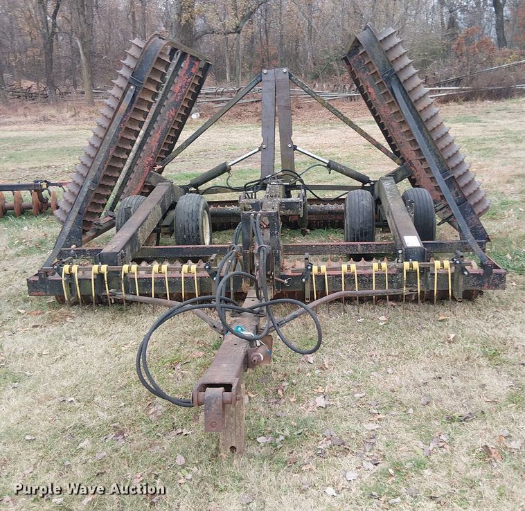 image for item DT4664 24' W cultipacker