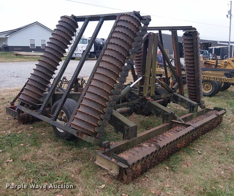 image for item DT4664 24' W cultipacker