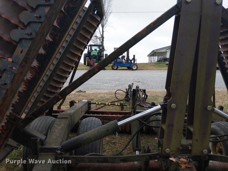 image for item DT4664 24' W cultipacker