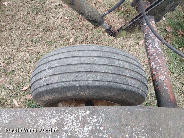 image for item DT4664 24' W cultipacker