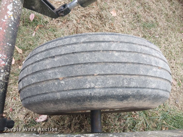 image for item DT4664 24' W cultipacker