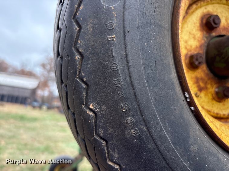 image for item DT4665 John Deere 400 rotary hoe