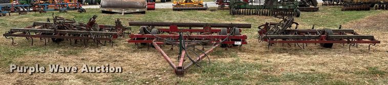 image for item DT4666  30' W field cultivator