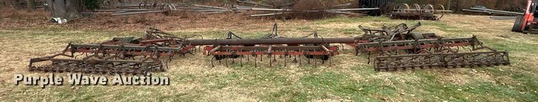 image for item DT4666  30' W field cultivator