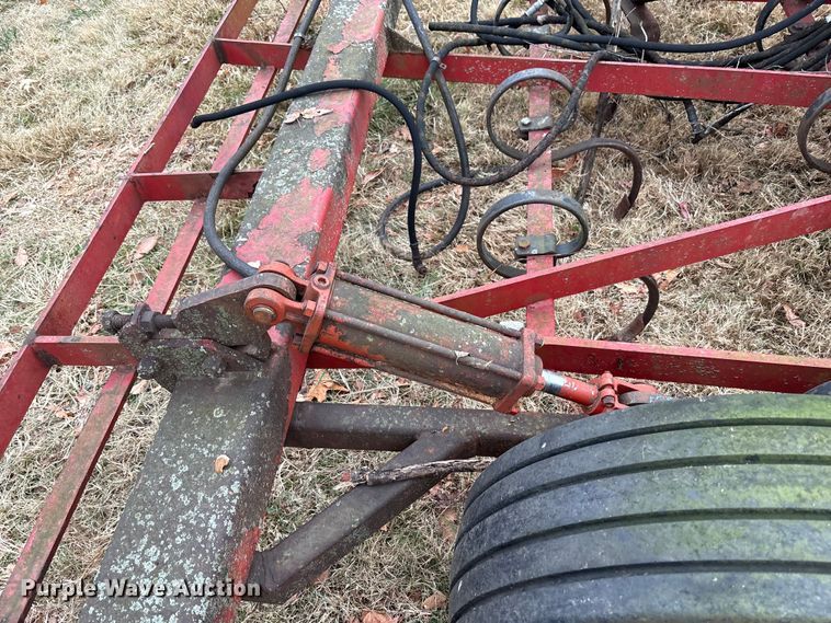 image for item DT4666  30' W field cultivator