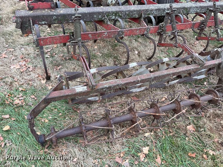 image for item DT4666  30' W field cultivator