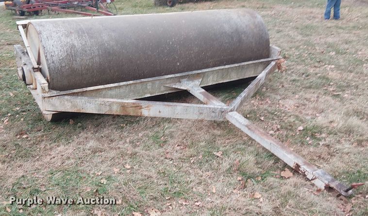 image for item DT4667 Single drum roller