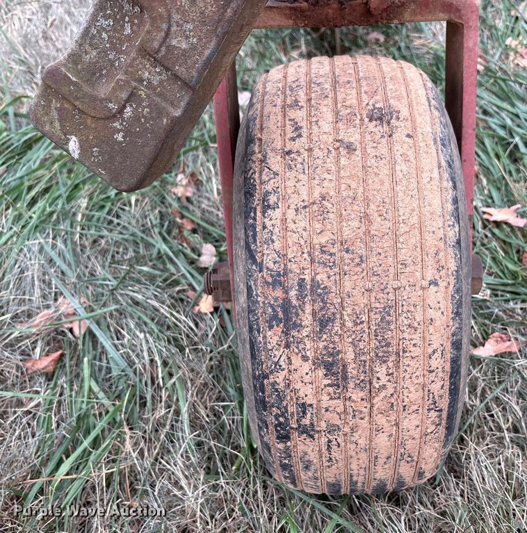 image for item DT4668 Sod net installer