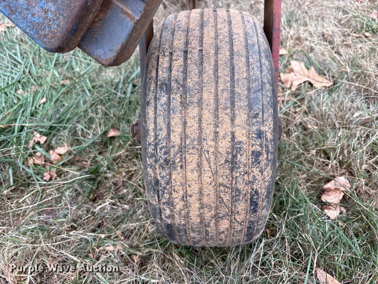 image for item DT4668 Sod net installer