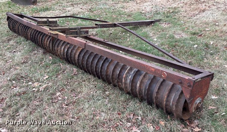 image for item DT4670 17' cultipacker