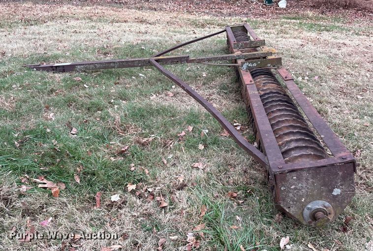 image for item DT4670 17' cultipacker