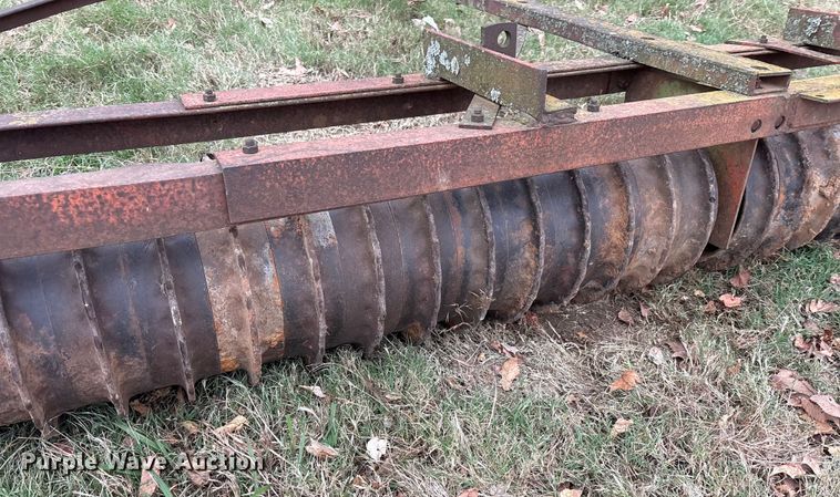 image for item DT4670 17' cultipacker