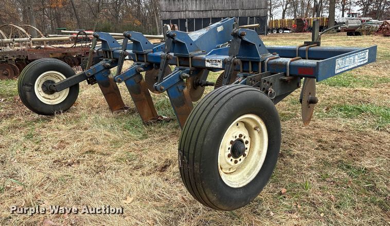 image for item DT4671 Blu-Jet Sub-Tiller II in-line ripper