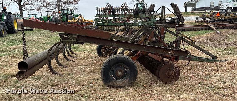 image for item DT4672 Mulch finisher