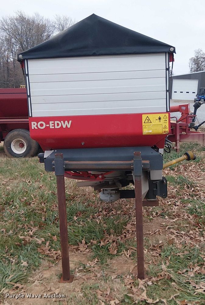 image for item DT4673 Vicon RO-EDW spreader