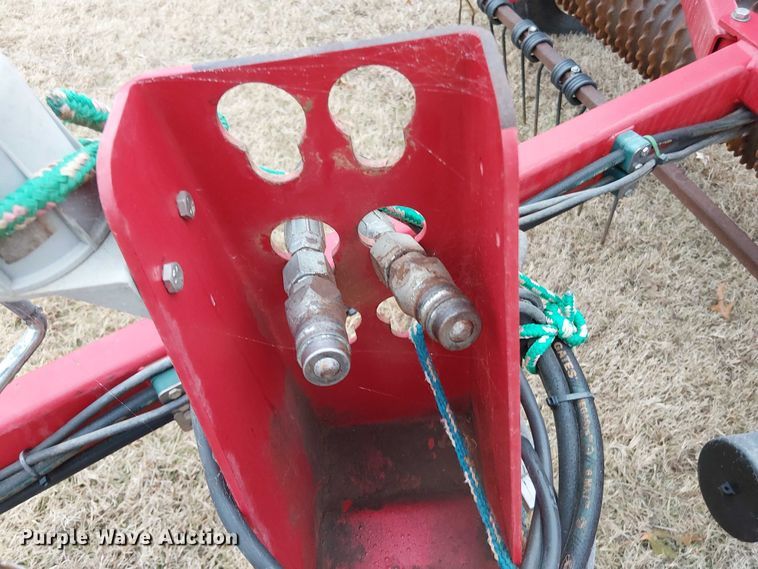 image for item DT4677 2020 Brillion SL2121 seeder