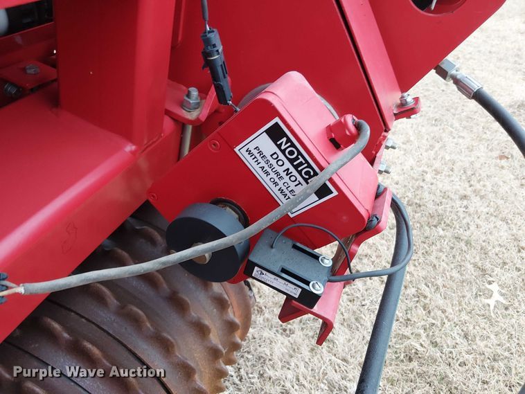 image for item DT4677 2020 Brillion SL2121 seeder