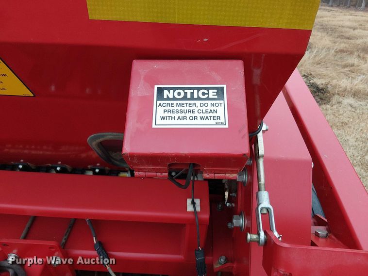 image for item DT4677 2020 Brillion SL2121 seeder