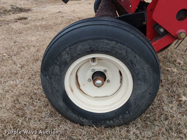 image for item DT4677 2020 Brillion SL2121 seeder