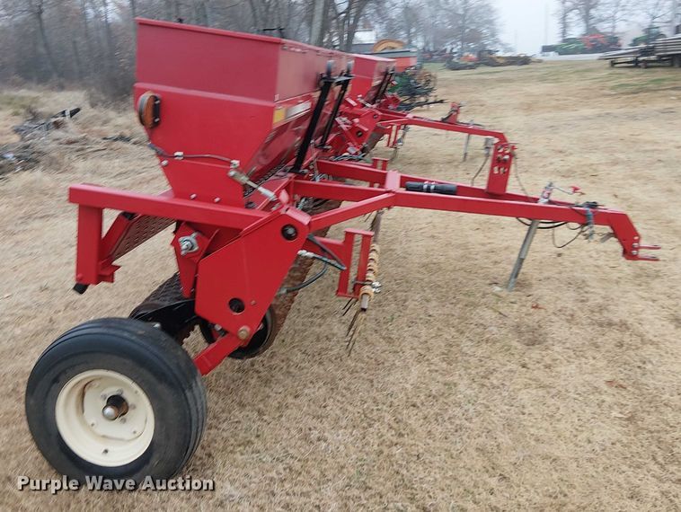 image for item DT4678 2021 Brillion SL2121 seeder