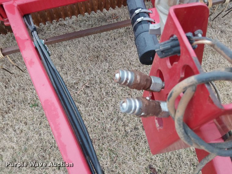 image for item DT4678 2021 Brillion SL2121 seeder