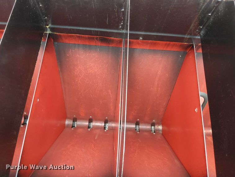 image for item DT4678 2021 Brillion SL2121 seeder