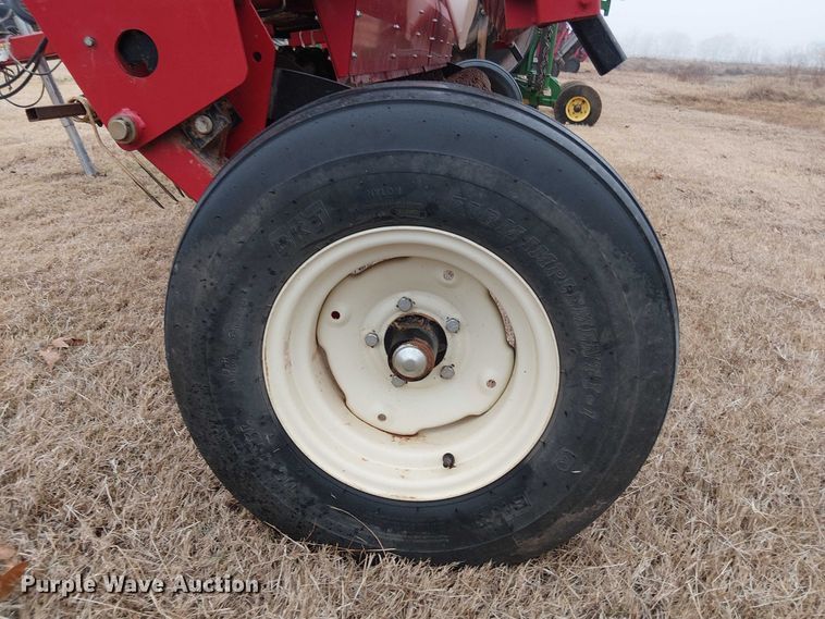 image for item DT4678 2021 Brillion SL2121 seeder