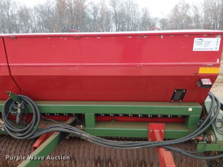 image for item DT4679 Brillion SL-212 seeder