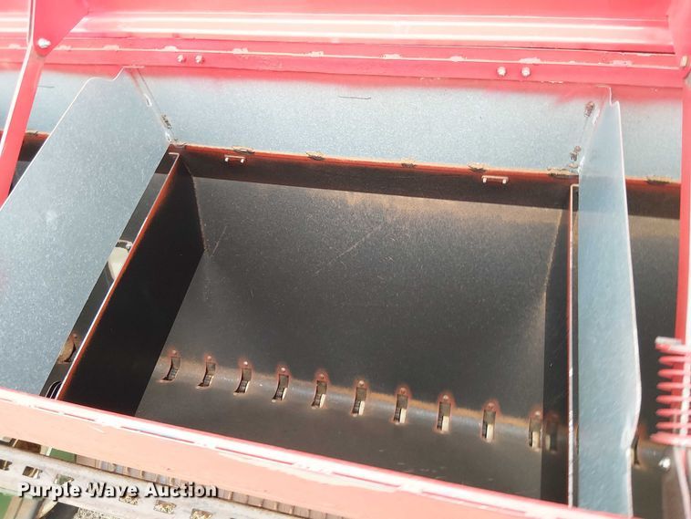 image for item DT4679 Brillion SL-212 seeder