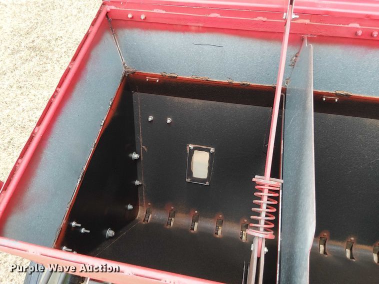 image for item DT4679 Brillion SL-212 seeder