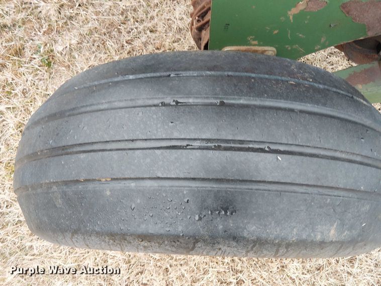 image for item DT4679 Brillion SL-212 seeder