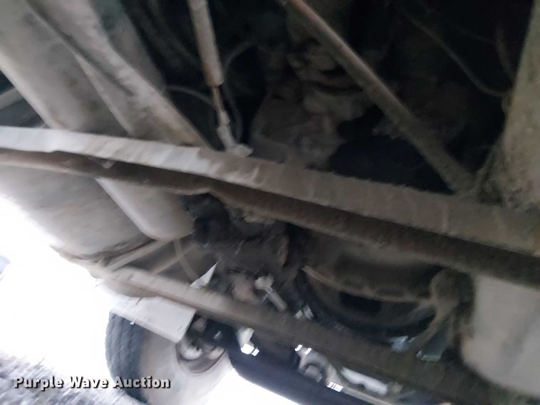 image for item DT4680 1998 International 8100 dump truck