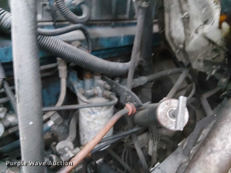 image for item DT4680 1998 International 8100 dump truck