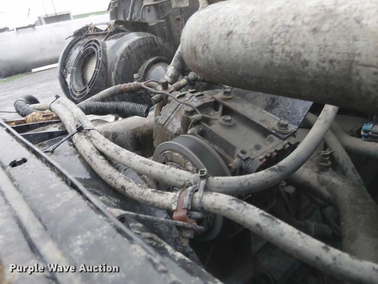 image for item DT4680 1998 International 8100 dump truck