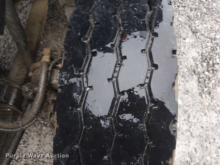 image for item DT4680 1998 International 8100 dump truck